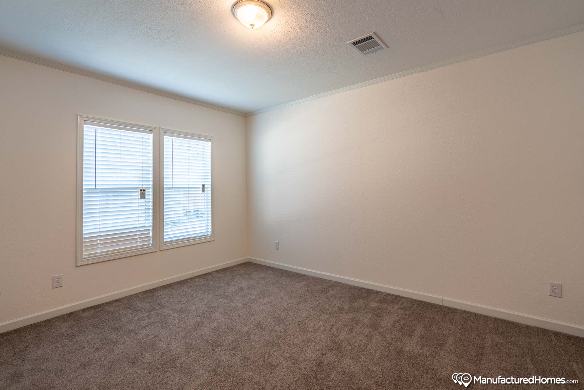 Innovation IN3268DA bed 2