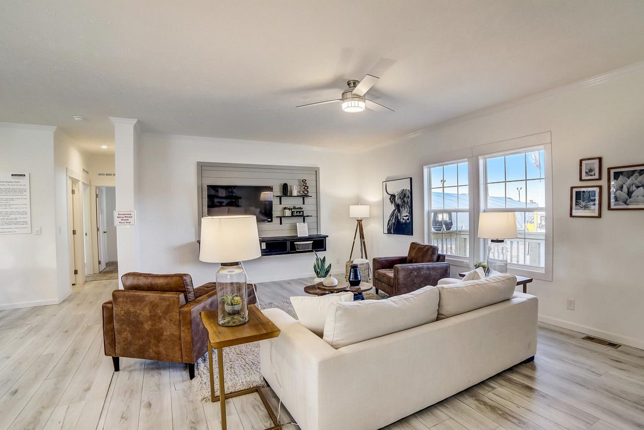 Ironclad 3260 Living Room 3