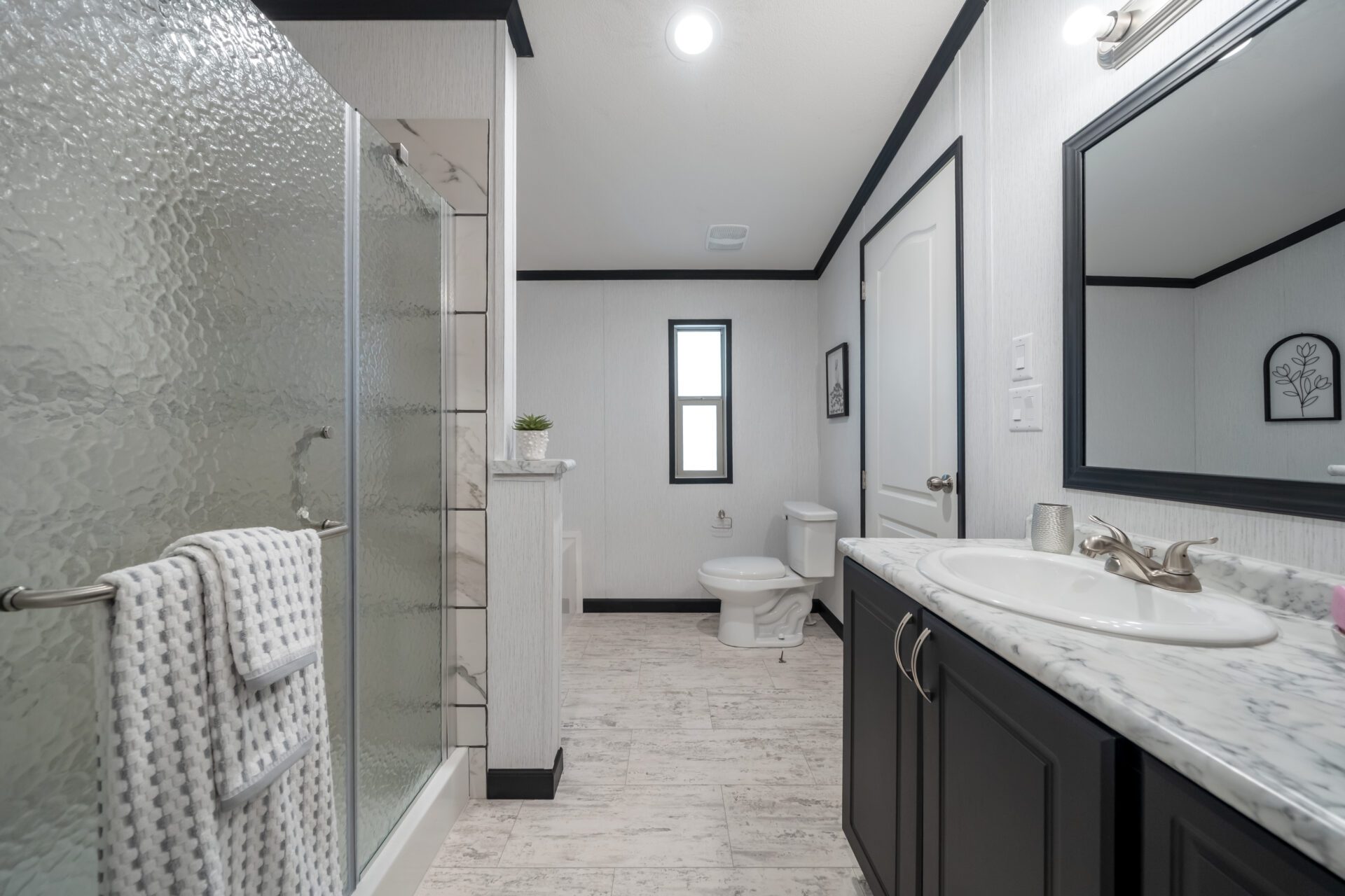 Legacy C 16x80 32M MBath 2408 1