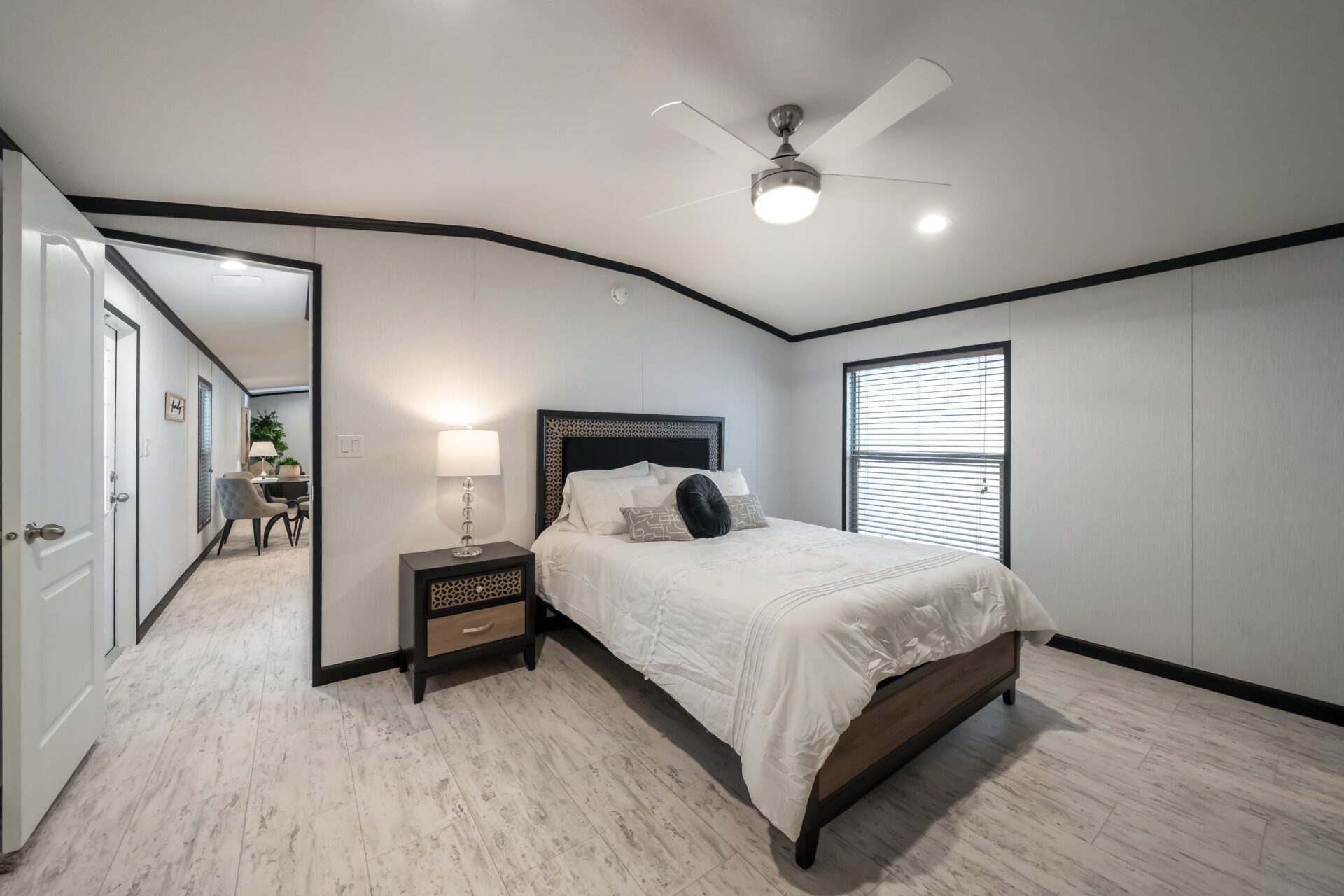 Legacy C 16x80 32M MBed 2382 1