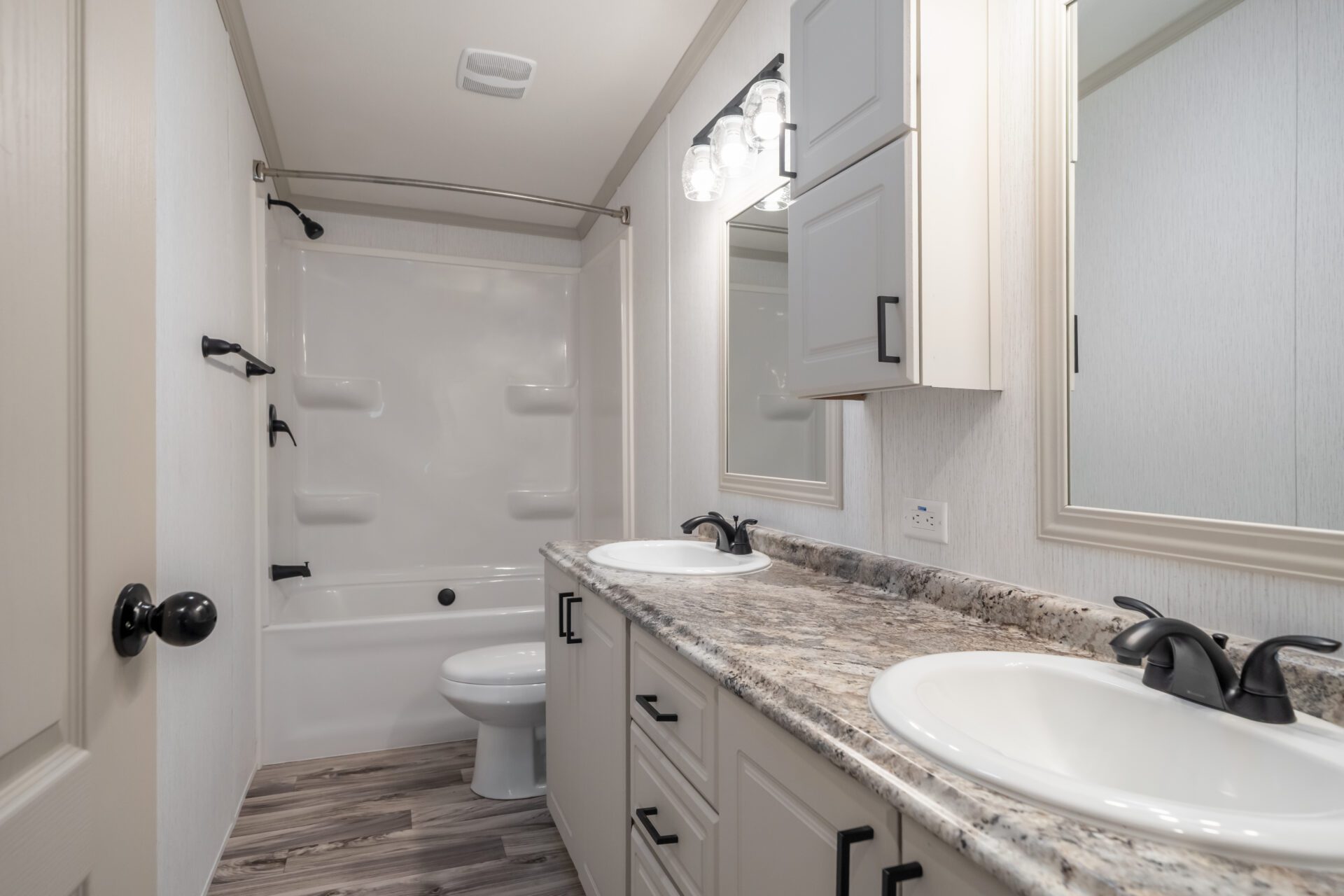 Legacy H 32x56 42A 2ndBath 3278 1