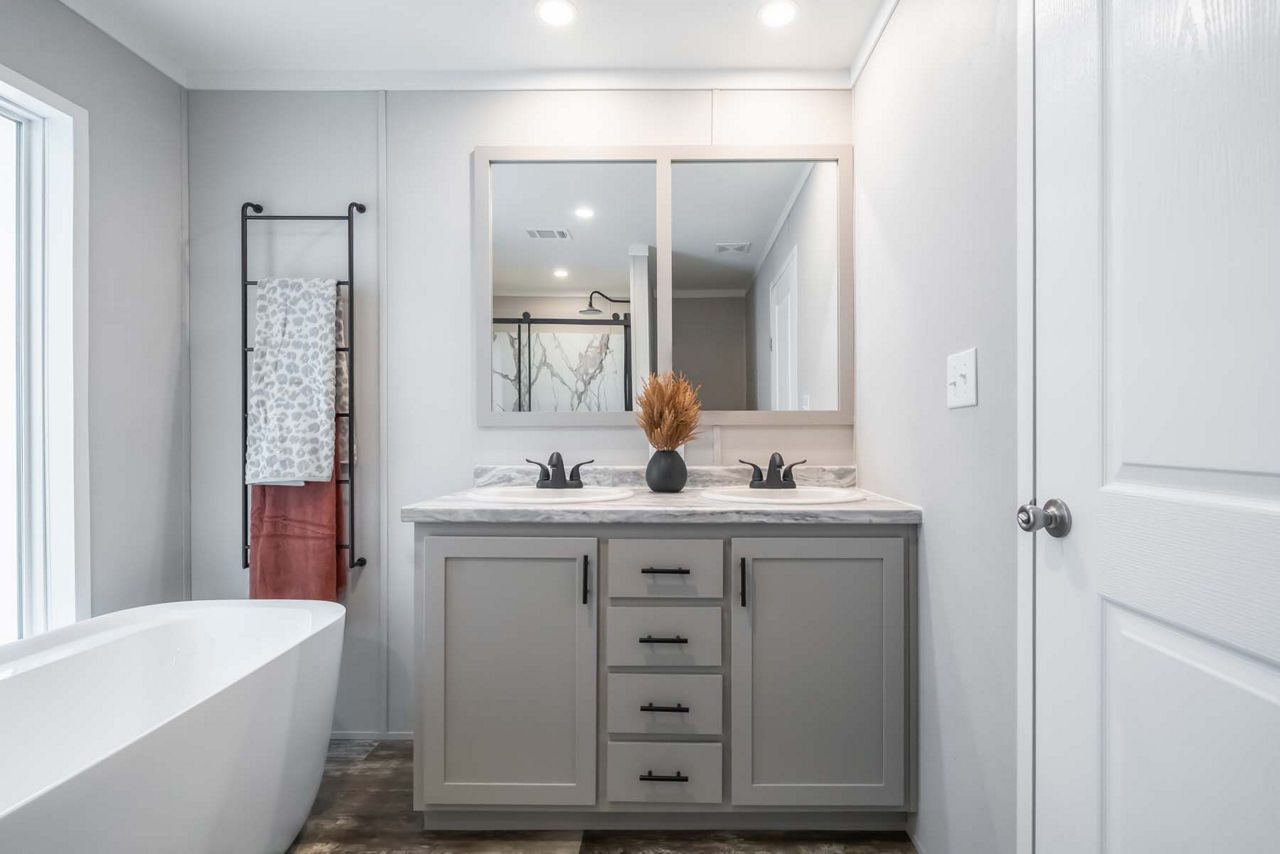 The Jazz Primary Bath 2