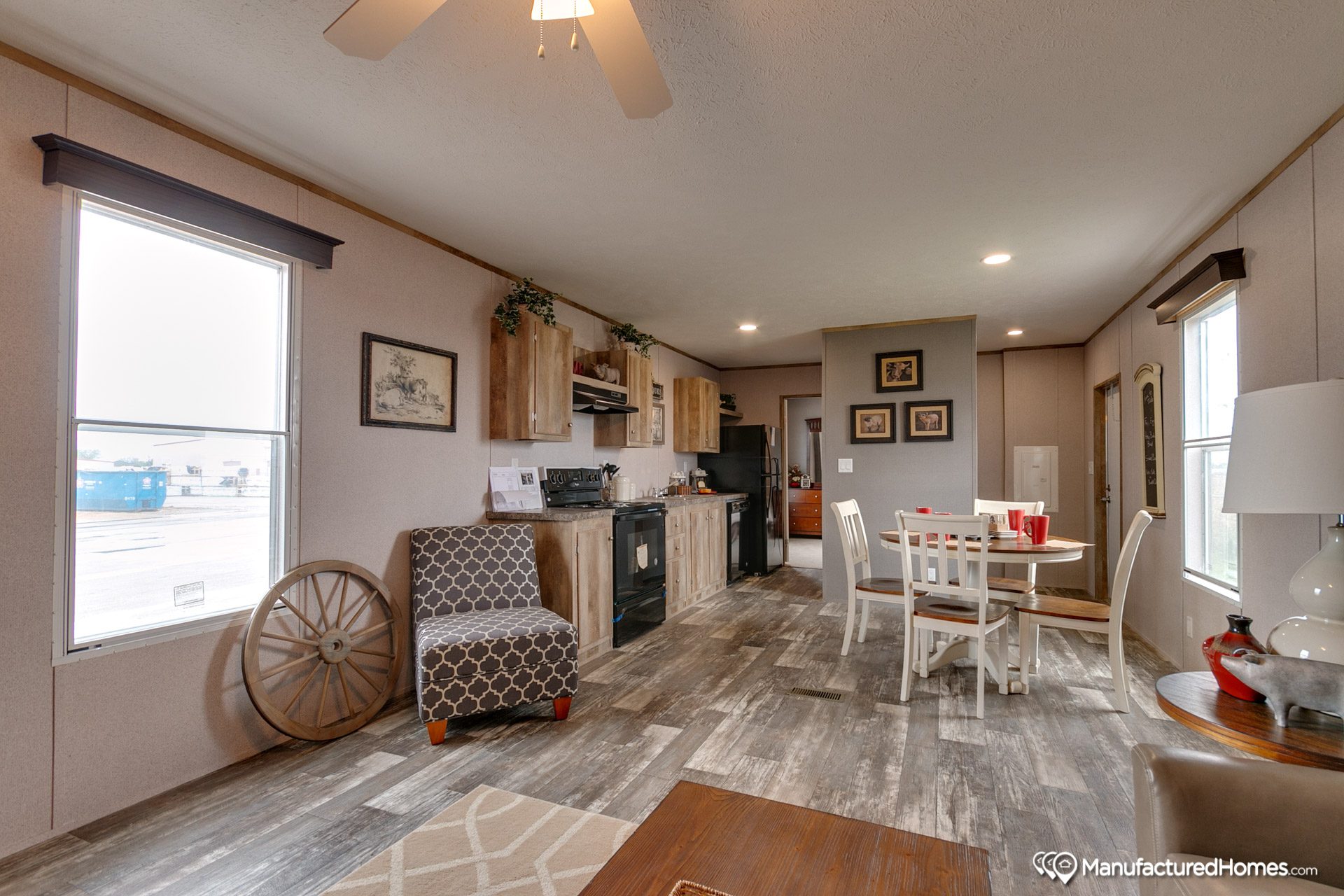 Valu Maxx VM14663M interior 5