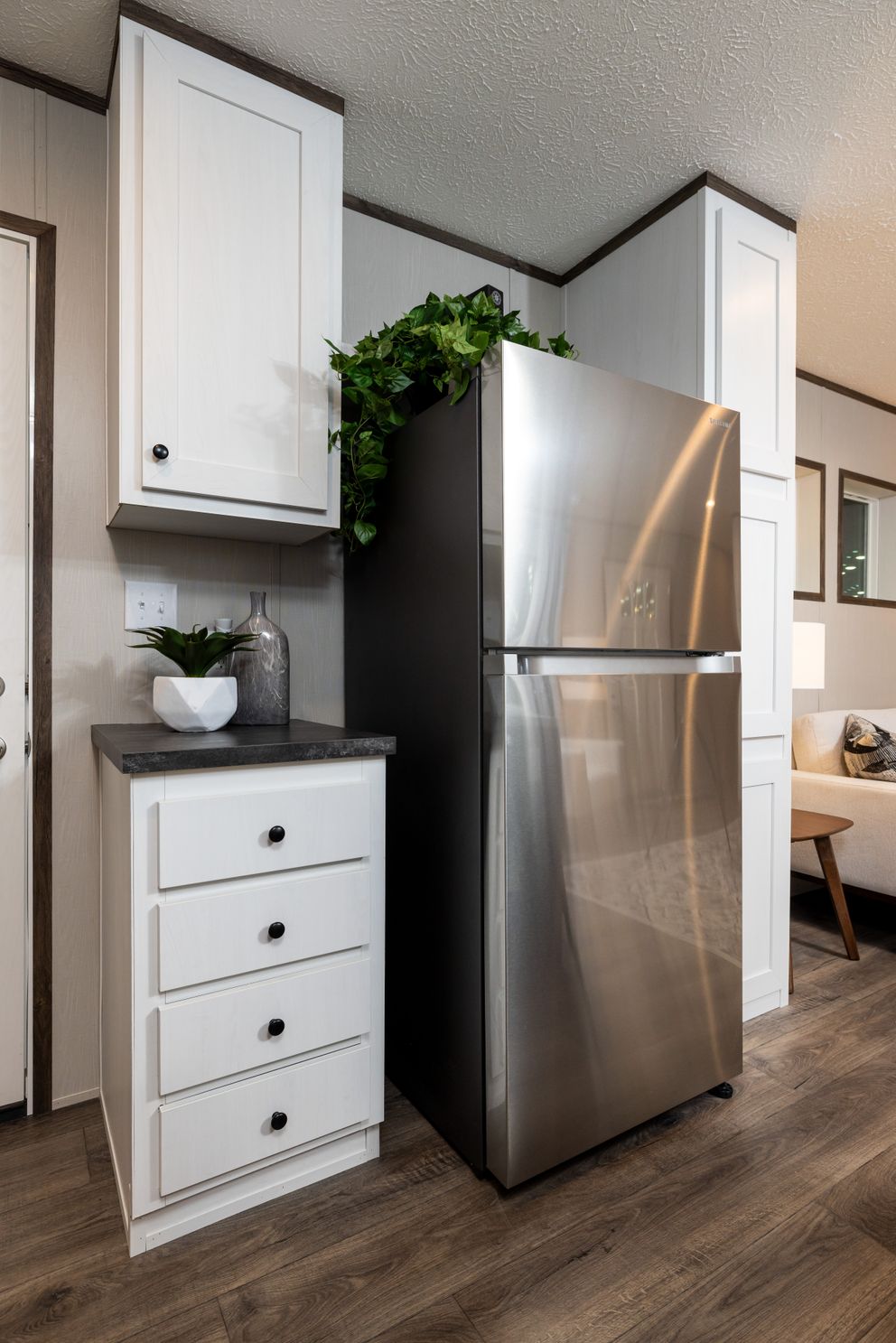 bcc42db0 695c 4e1f 916d 72bc31bfab35