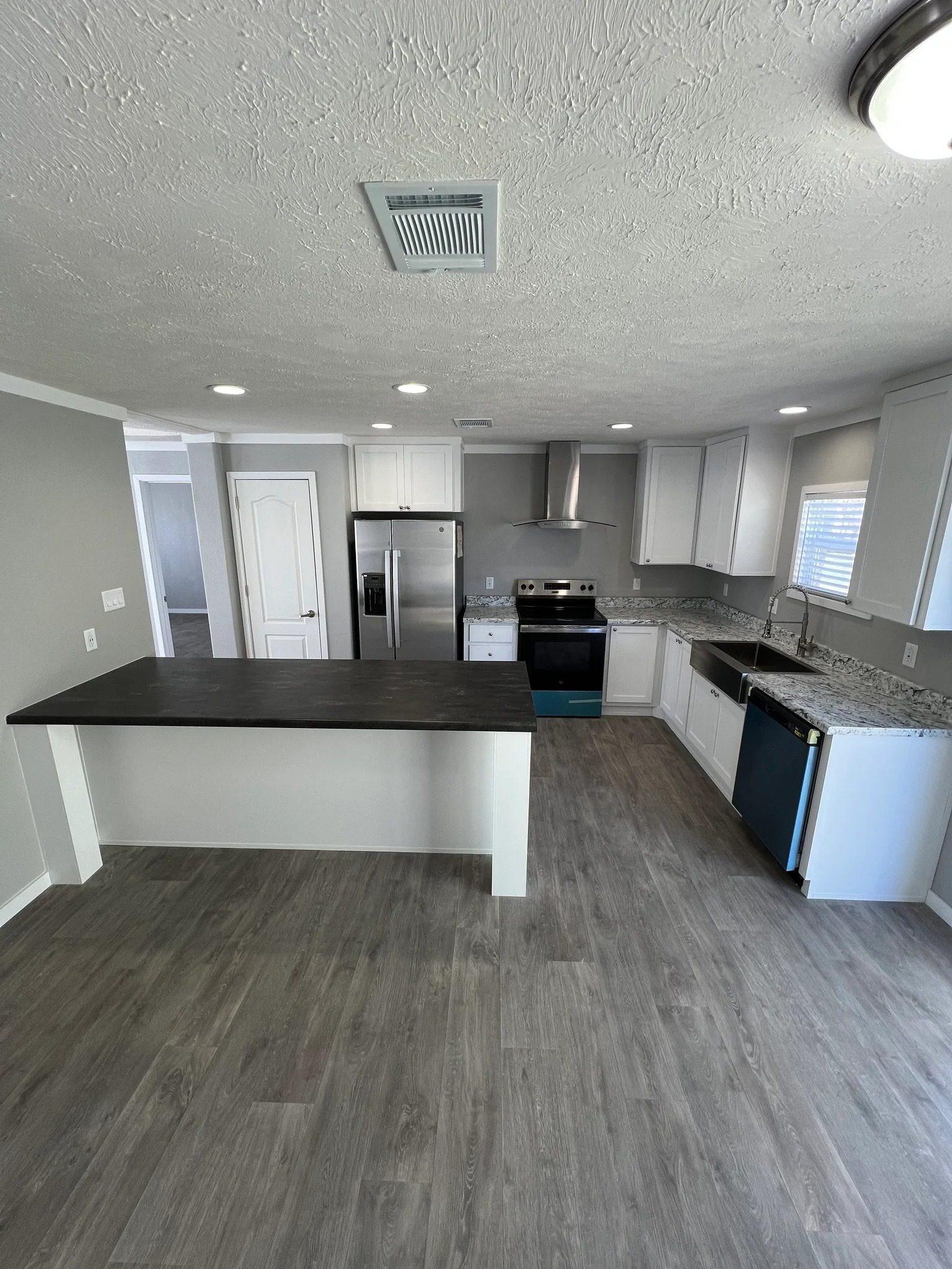 imgi 6 suite sara republic 4