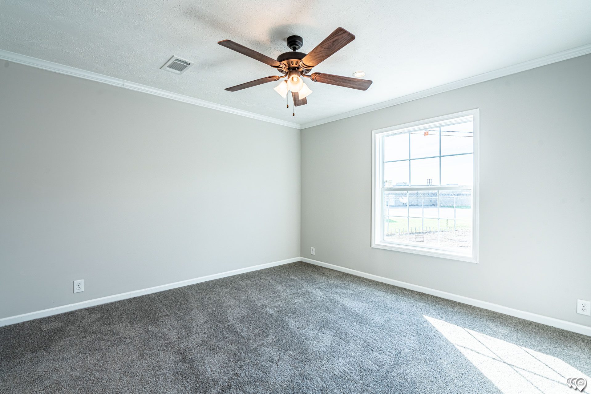 owensboro The Frankfurt 2856H32A1F bed 1