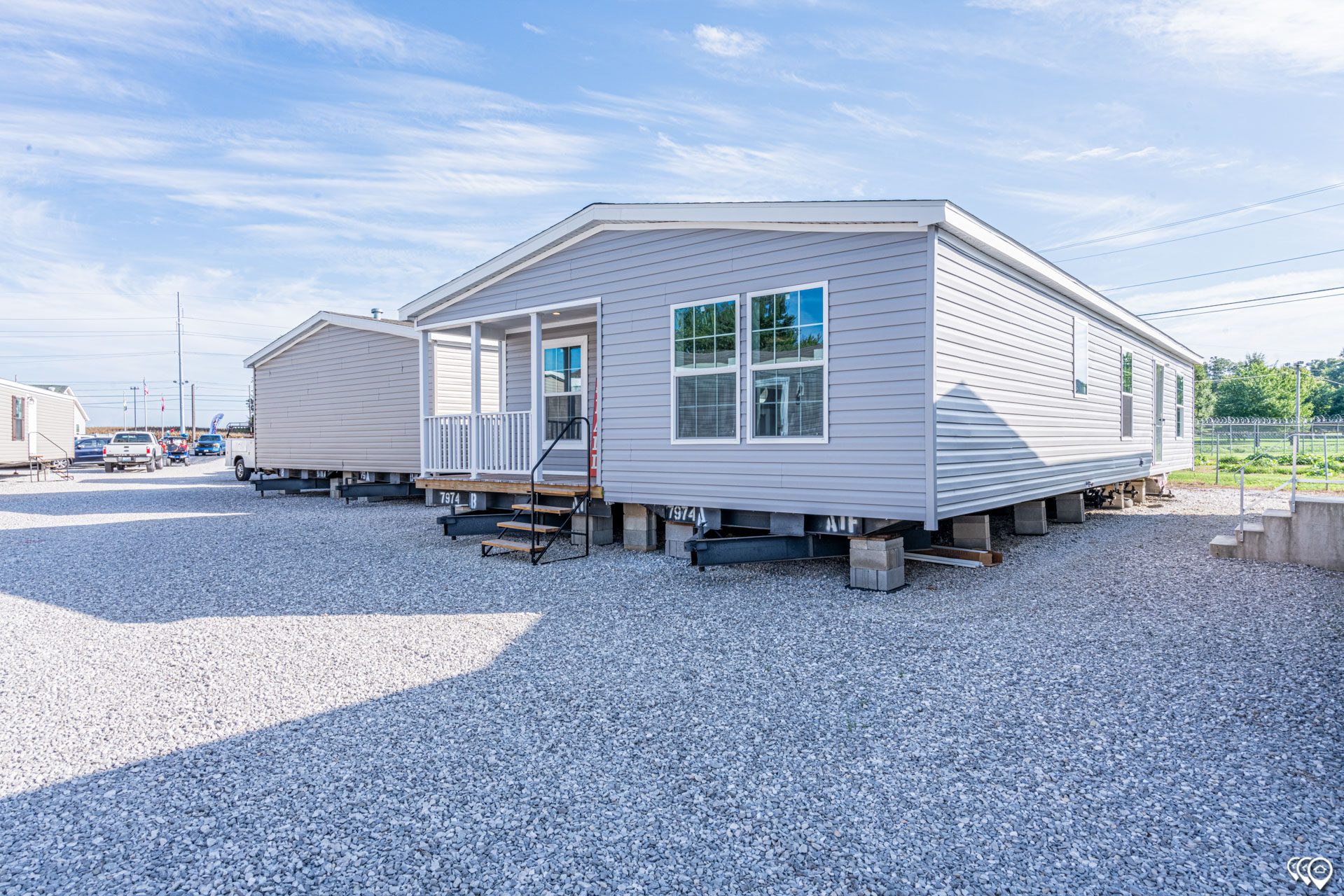 owensboro The Frankfurt 2856H32A1F ext 1