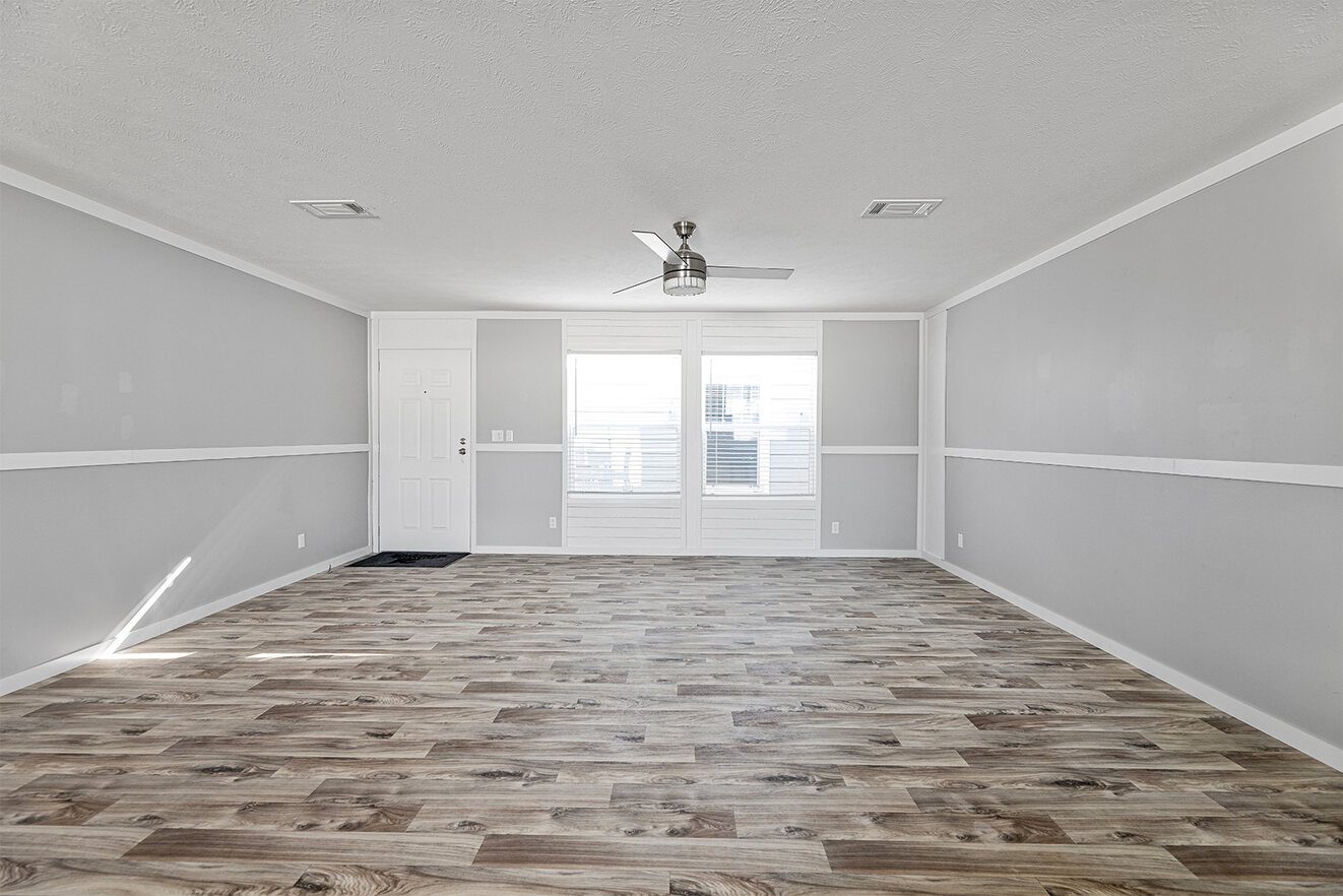 vy32684e 28 1690475470121 1323 12