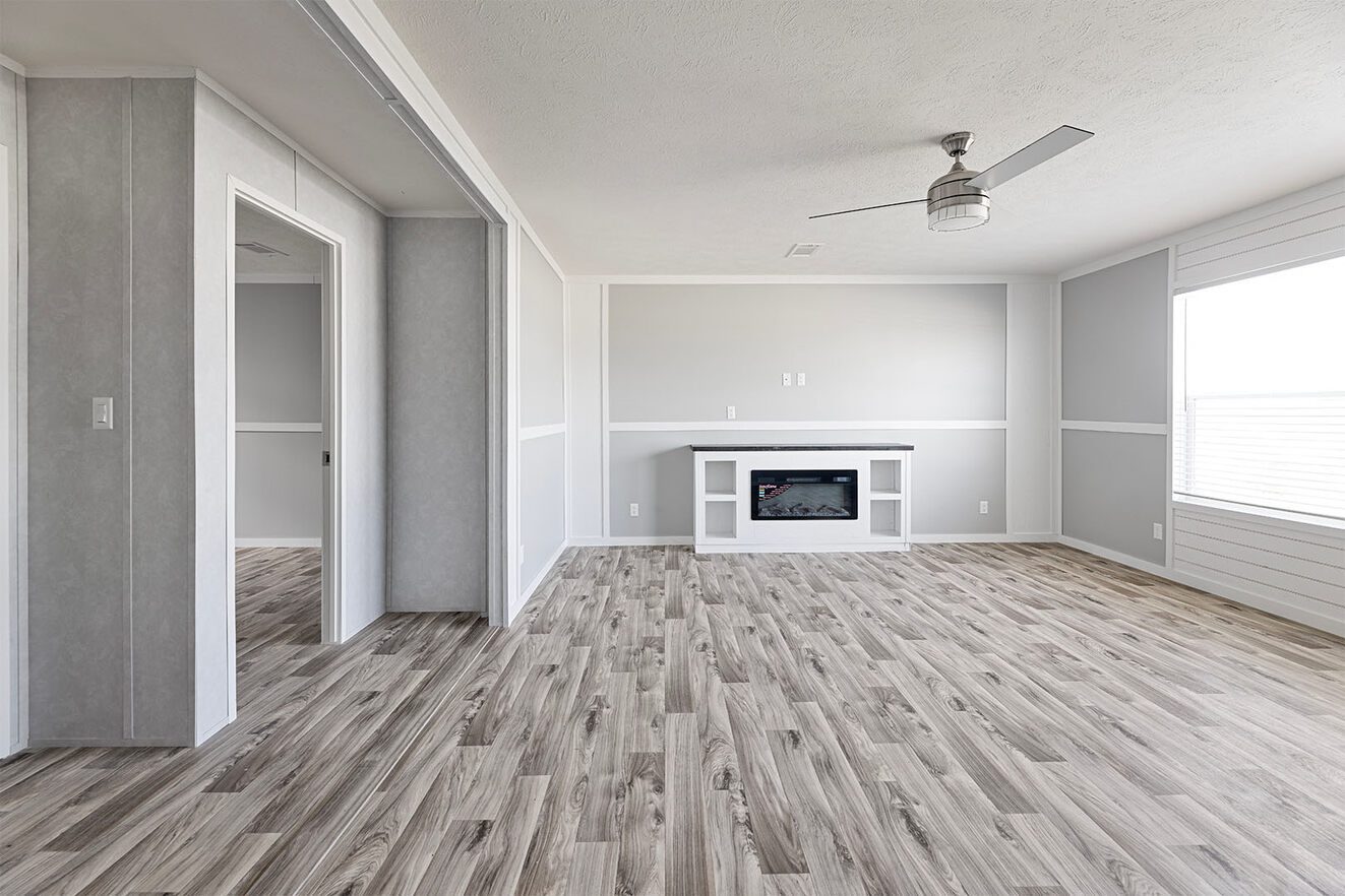 vy32684e 2 1690475559248 1323 12