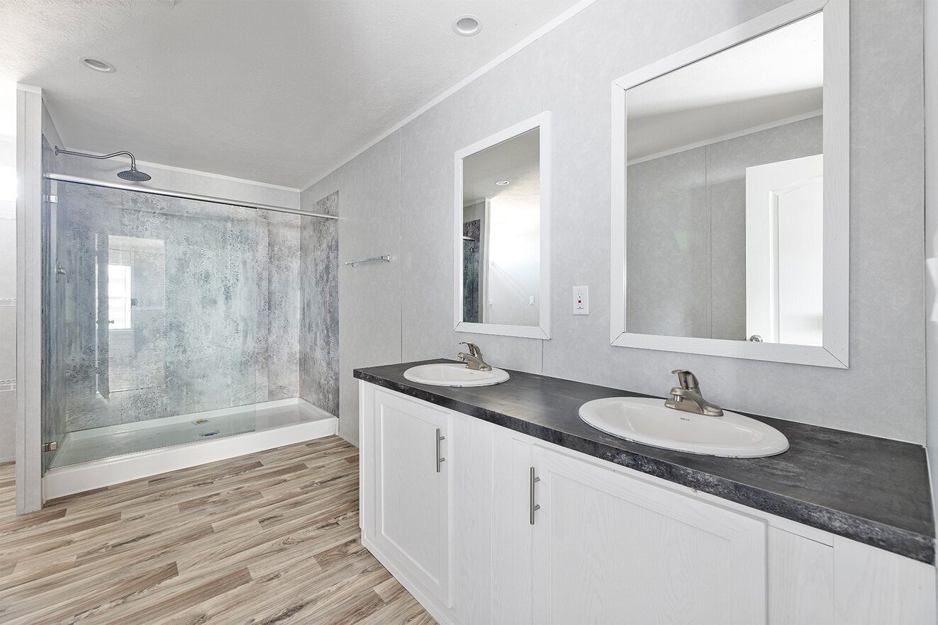 vy32684e 32 1690475455760 1323 12