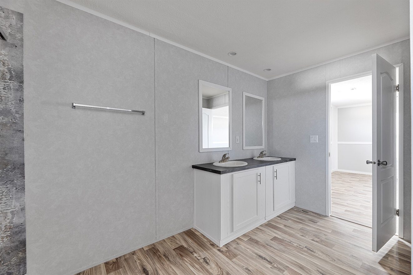 vy32684e 9 1690475535287 1323 12