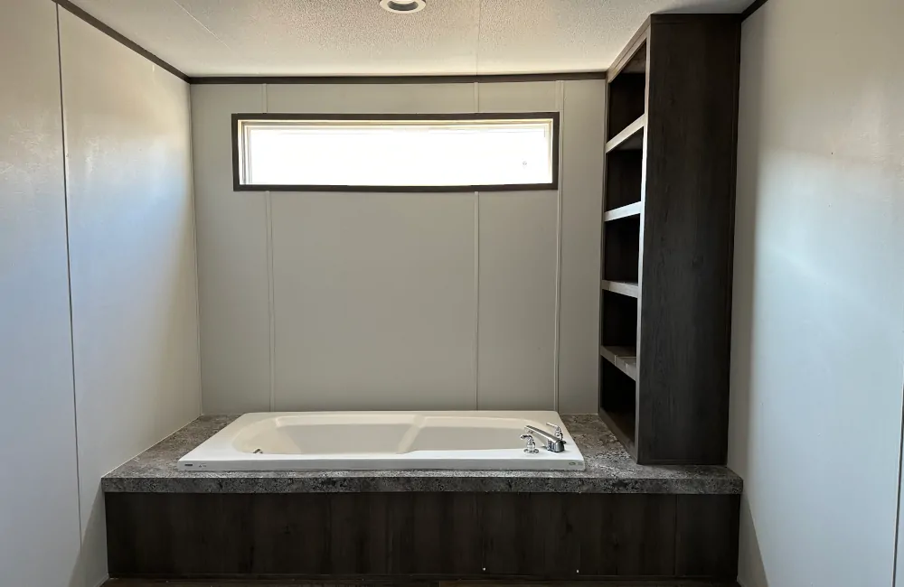 Fleetwood Pure 3268 PU32684U Bathroom4