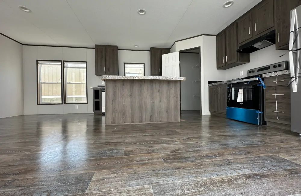 Fleetwood Pure 3268 PU32684U Kitchen2